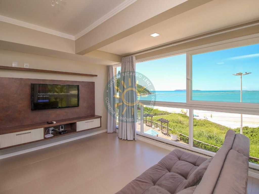 Apartamento luxo 2 dormitórios com vista para o mar, de frente para a praia de quatro ilhas em Bombinhas