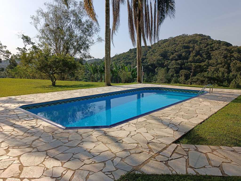 Sítio Encantador: Piscina, Trilhas e Rio com Vista Panorâmica - Sit0007