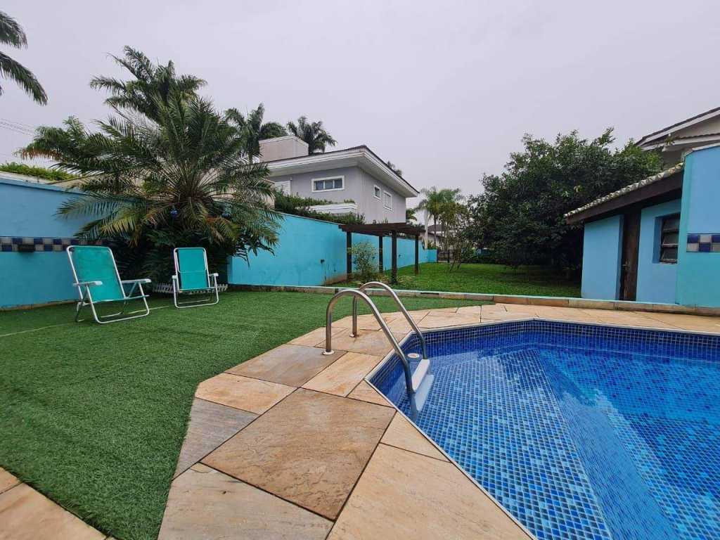 Linda Casa Condomínio Fechado Lazer Completo Pomar e Trilhas Praia de Pernambuco, Guarujá, Brasil