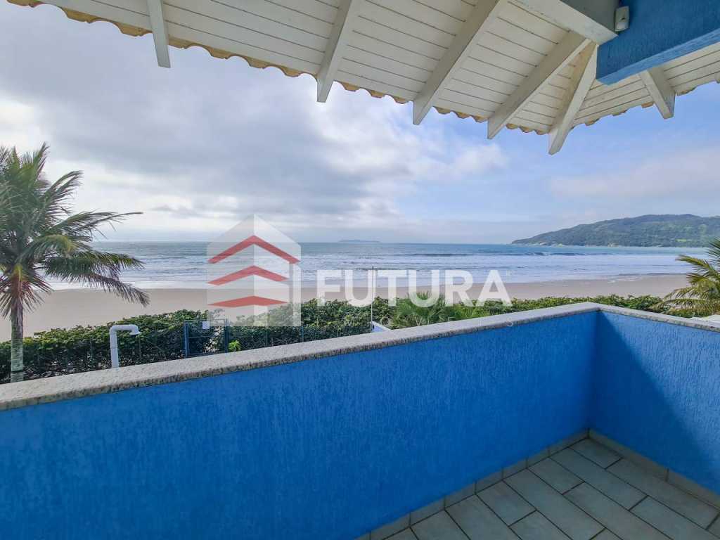 CASA BEIRA MAR - PLAYA MARISCAL, BOMBINHAS SC (LC107F)