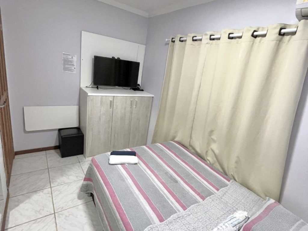 Hotel Dom Pedro -Quarto 2 - Banheiro Compartilhado