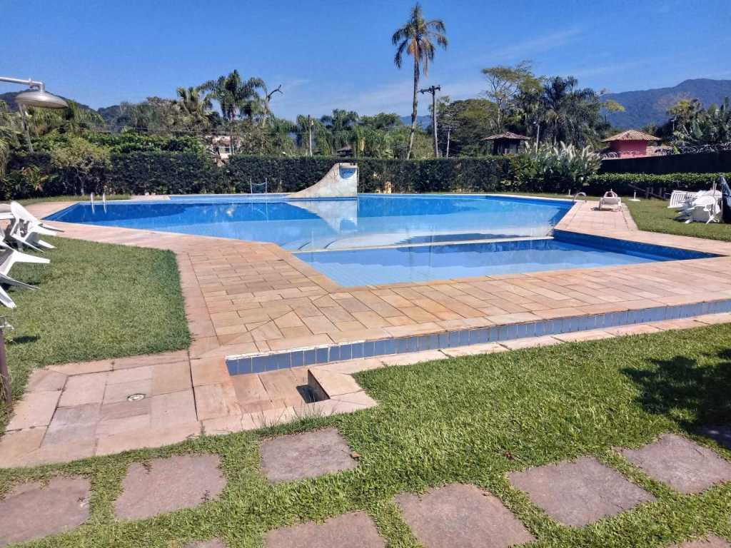 Casa c/3 suítes c/ar SPRINT condomínio Praia Camburi Camburizinho