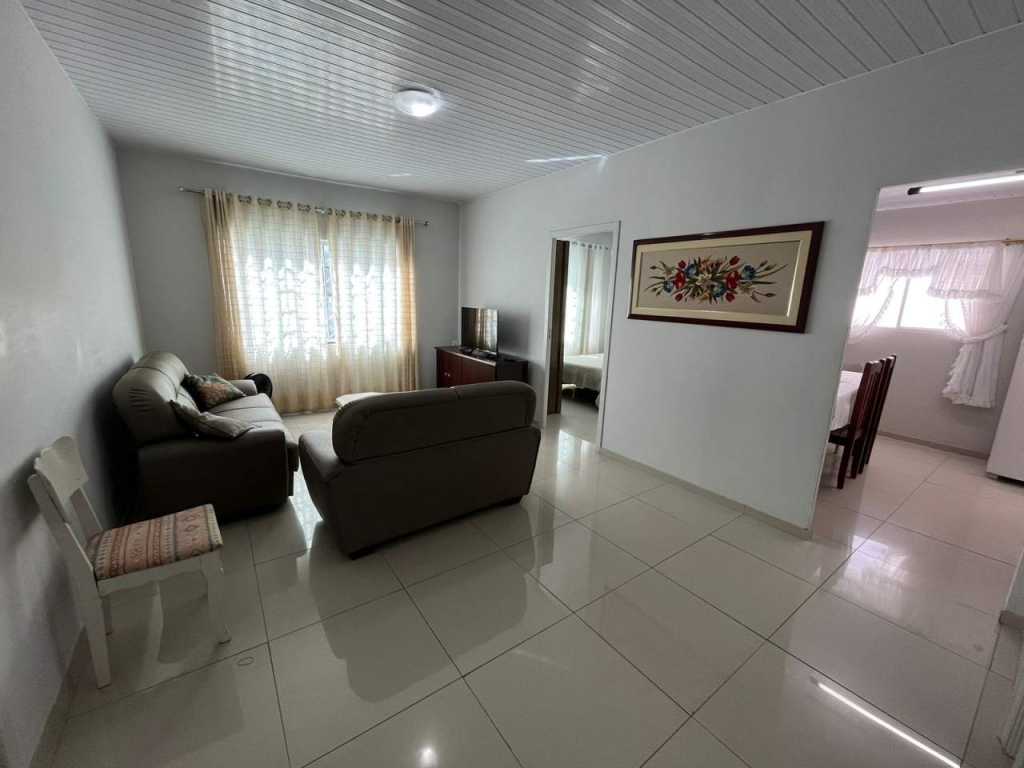 APARTAMENTOS / CENTRO DE 2 DORMITORIOS- COD 15 - PARA 6 PERSONAS - SUPERIOR DE LA CASA- BAL, CAMBORIÚ SC