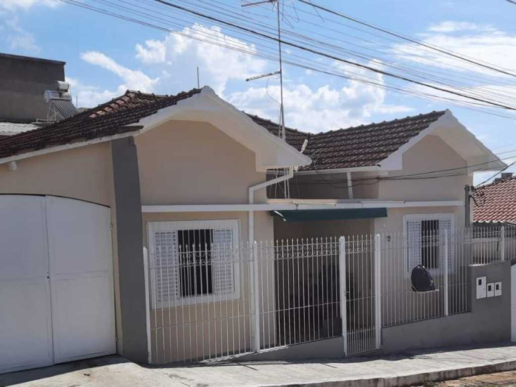 BELA CASA EM ITAJUBA