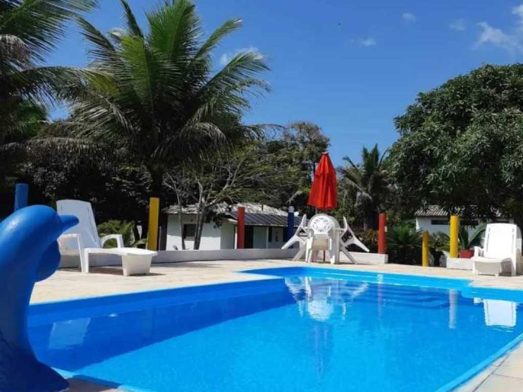 4 Quartos(3 suites), piscinas, churrasqueira, ampla área de lazer