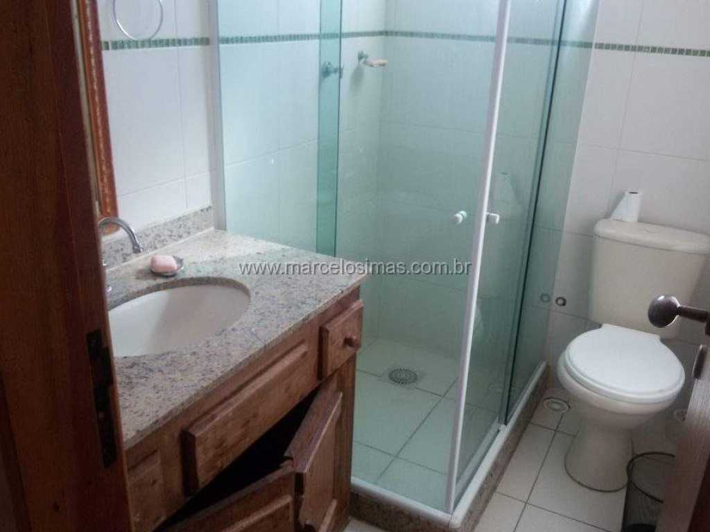 APARTAMENTO NA PRAINHA COM ACOMODAÇÃO PARA 08 PESSOAS.