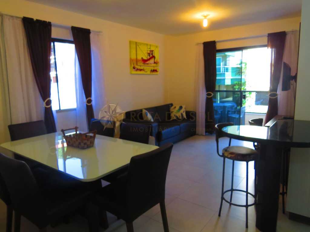 Cód 264 - Lindo apartamento, com excelente localização na praia de Bombinhas.