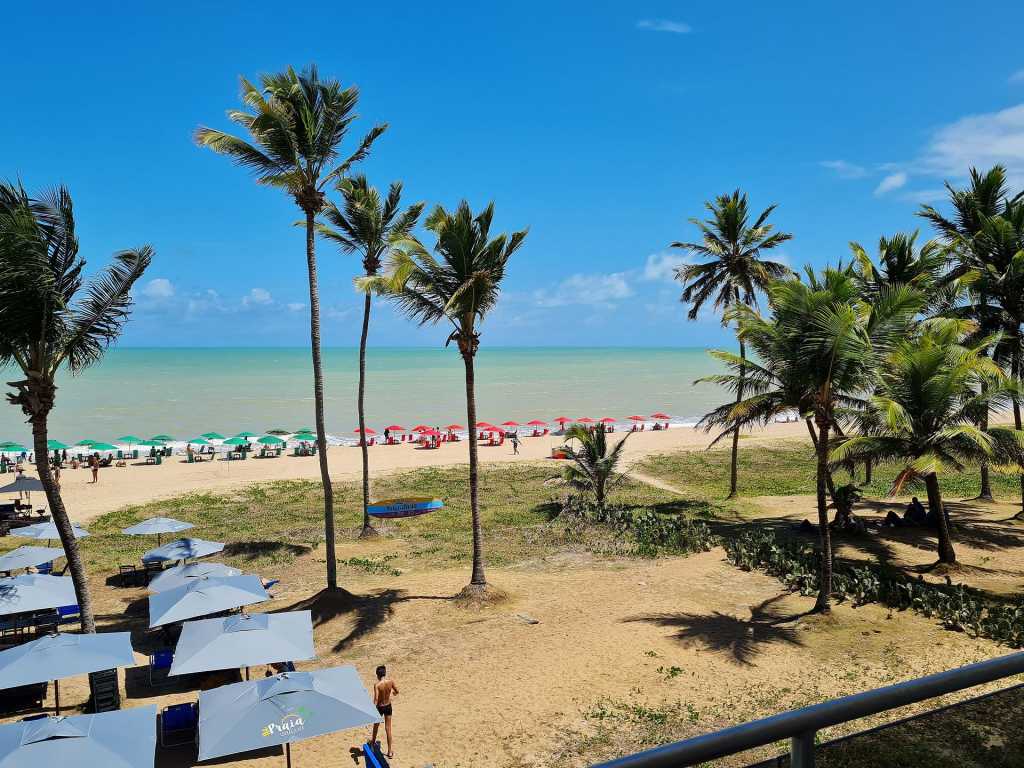 Ótima Suíte Lateral Mar no Na Praia