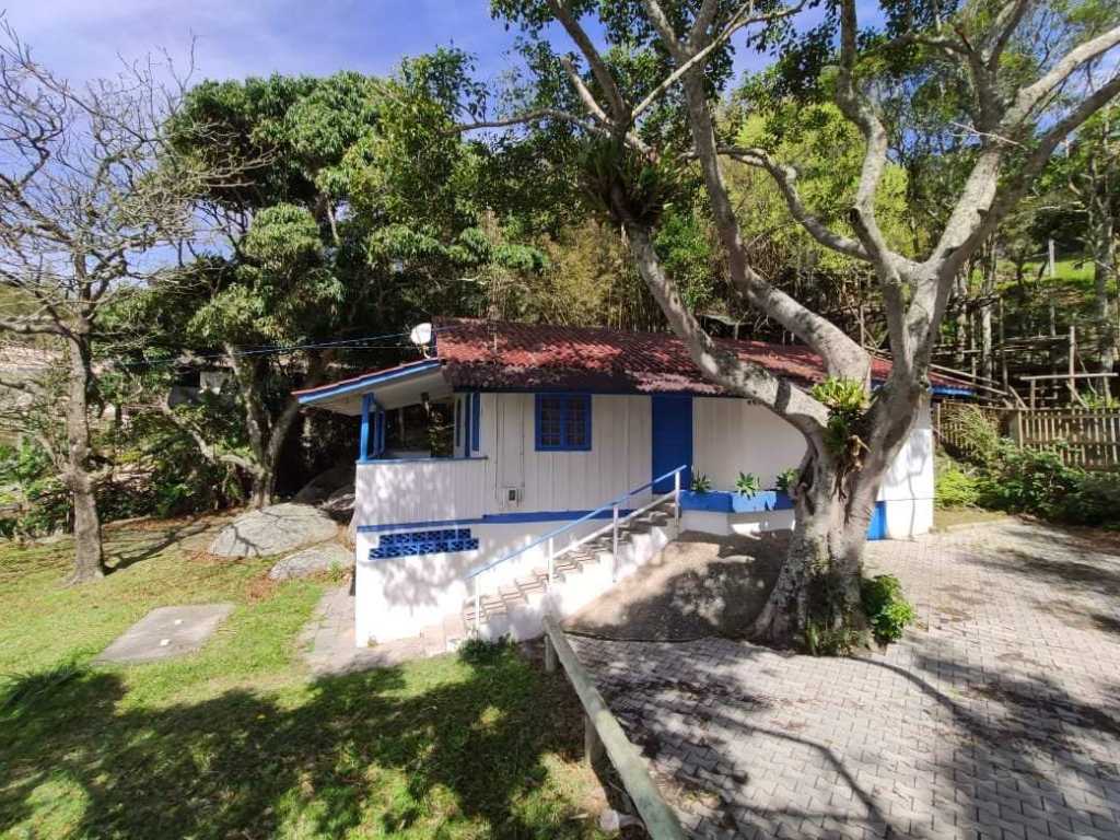 Hermosa casa junto al mar en la playa de Conceição en Bombinhas '' Ref.222