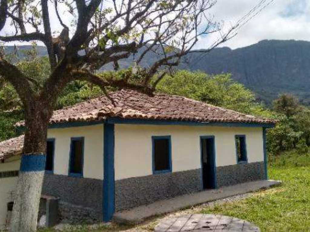 Fazenda para temporadas 3 Km da Casca DaAnta, na serra da Canastra.