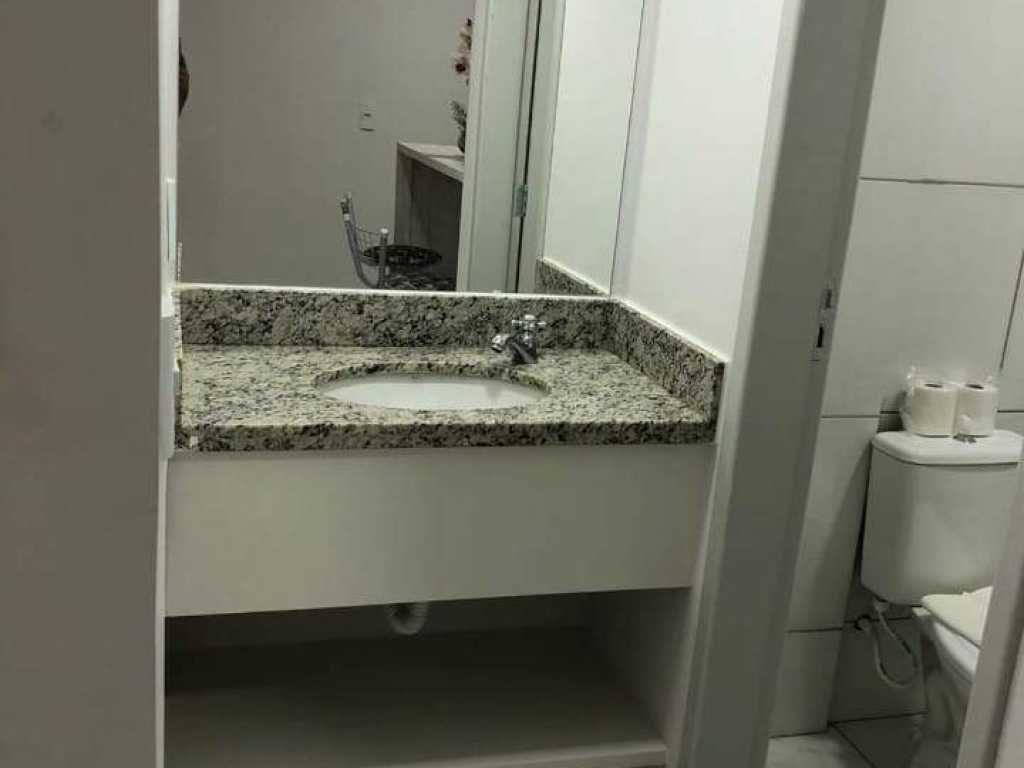 APARTAMENTO NO CONDOMINIO LAGOA QUENTE FLAT SERVICE CALDAS NOVAS- GO