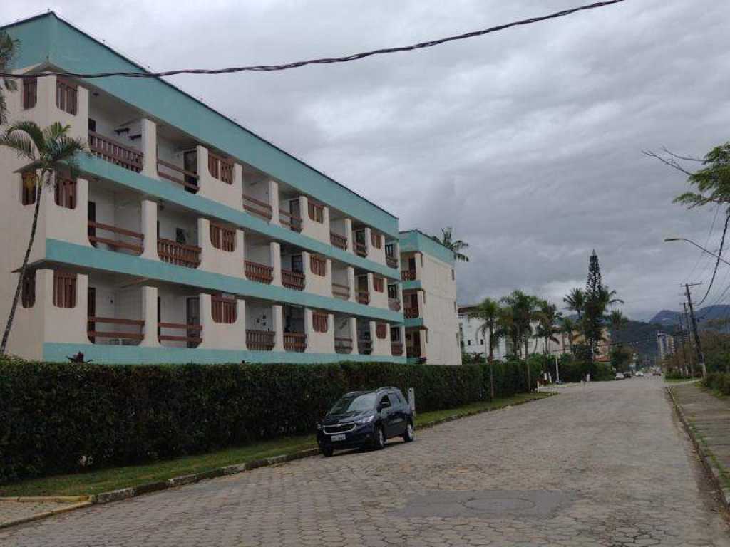 Apartamento localizado Praia de Massaguaçu