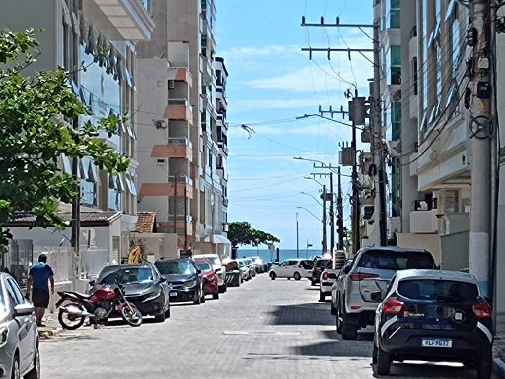 CASA  QUADRA MAR  PARA ALUGUEL DE TEMPORADA MEIA PRAIA ITAPEMA  SC