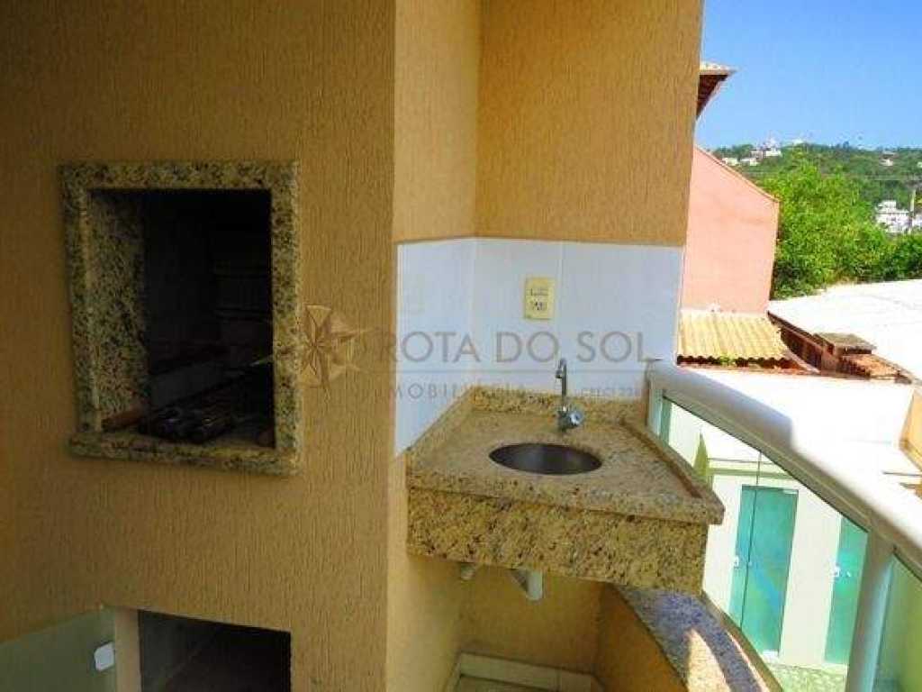 Cód 026 - Apartamento para até 6 pessoas na praia de Bombas, 1 vaga de garagem e WI-FI.