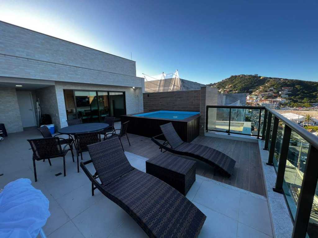 Apartamento Cobertura Praia dos Anjos, em Arraial