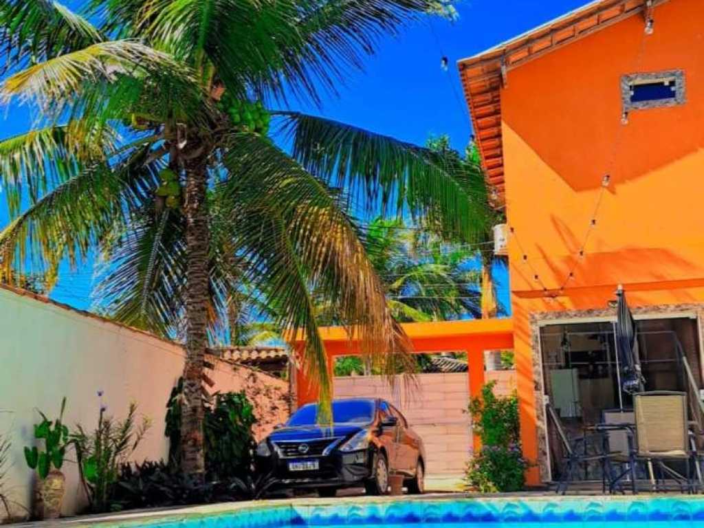 LINDA CASA DUPLEX BEM LOCALIZADA ENTRE GERIBÁ E FERRADURA- SUPER ACONCHEGANTE - 4 suítes com ares condicionados, piscinas, ampla área