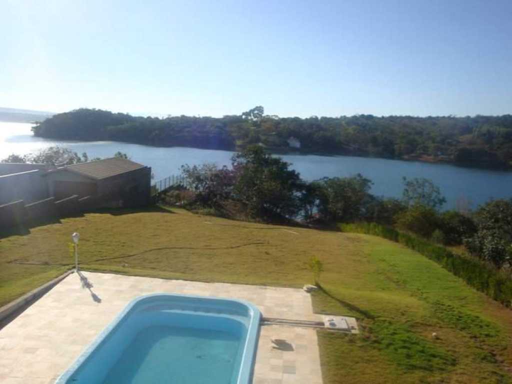 Venda ou Aluguel . Lindo rancho beira lago em Condom�nio fechado no Lago de Furnas em S�o Jos� da Barra