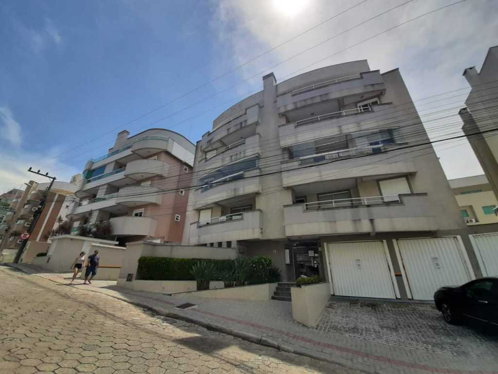 2 BEDROOM APARTMENT (1 SUITE) COD 22 - FOR 7 PEOPLE - IN BALN CENTER. fell