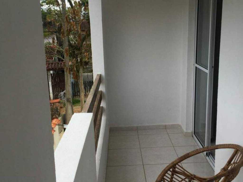 Apartamendo duplex na praia do Perequê Açu