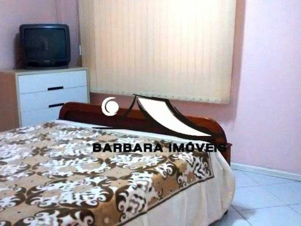 Belíssimo apartamento a 3 quadras do mar na AV. DA igreja !