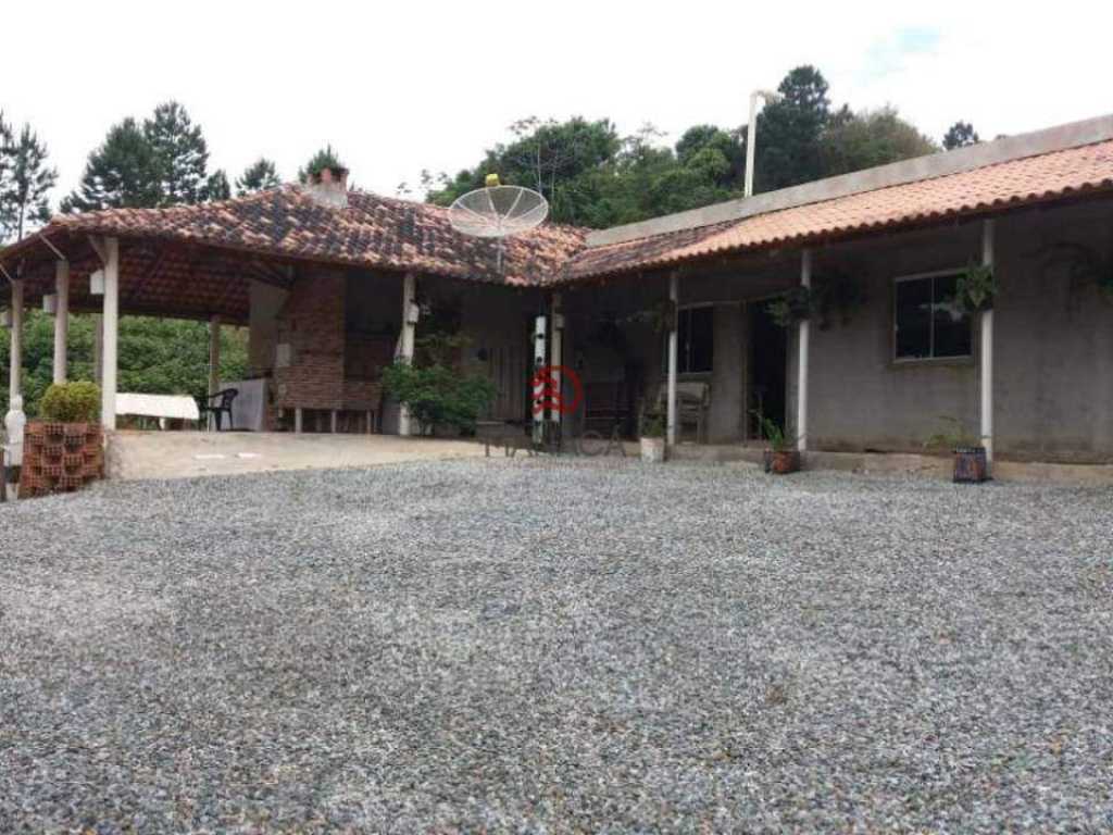 Chácara com 2 dormitórios para alugar, 1300 m² por R$ 350,00/dia - Itajuba - Barra Velha/SC