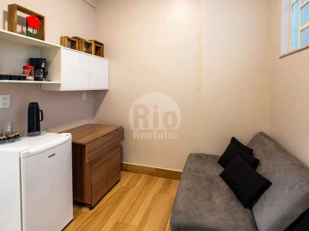 Rio Rentals 021 - C002 apartamento reformado em Copacabana