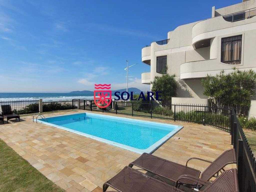 Triplex beira mar com quartos climatizados Ref.: B234