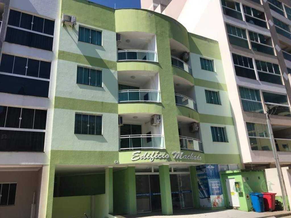 Apartamento no edifício Machado