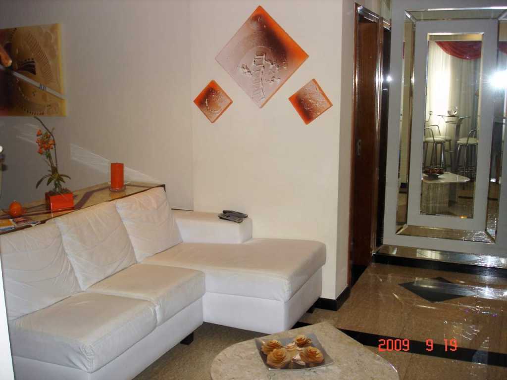 apartamento dos suites 100 metros de la playa central de Bal. Camboriú