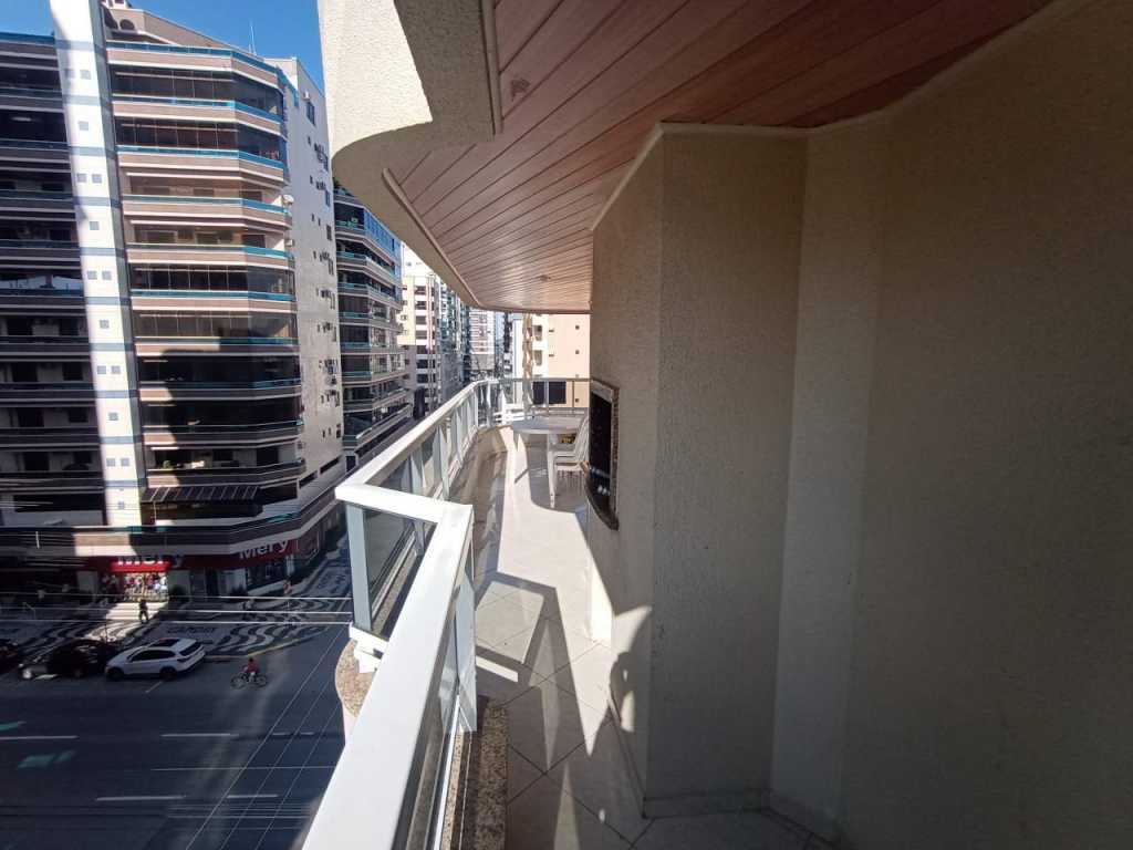 GREAT APARTMENT FOR SEASONAL LEASE IN MEIA PRAIA - ITAPEMA SC