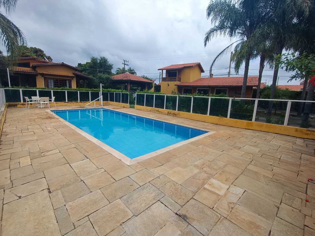 Chácara de Alto Padrão em Condomínio Exclusivo com Piscina Privativa - SIT0049