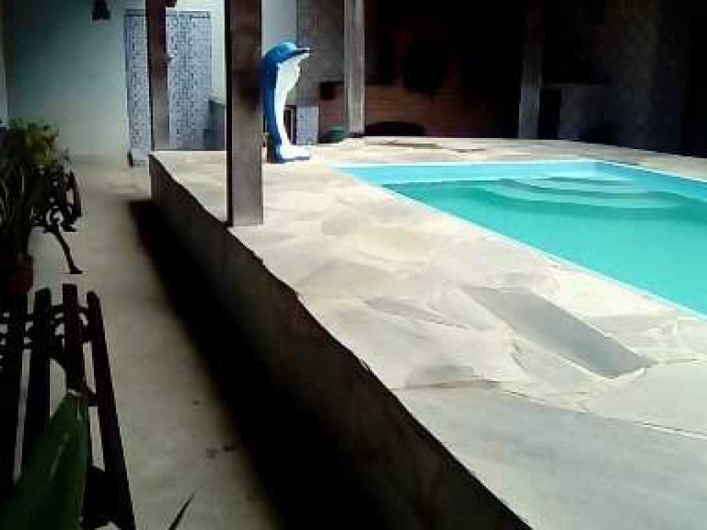 I rent in season house in Peró Beach in Cabo Frio - and Rasa Beach in Buzios - RJ.