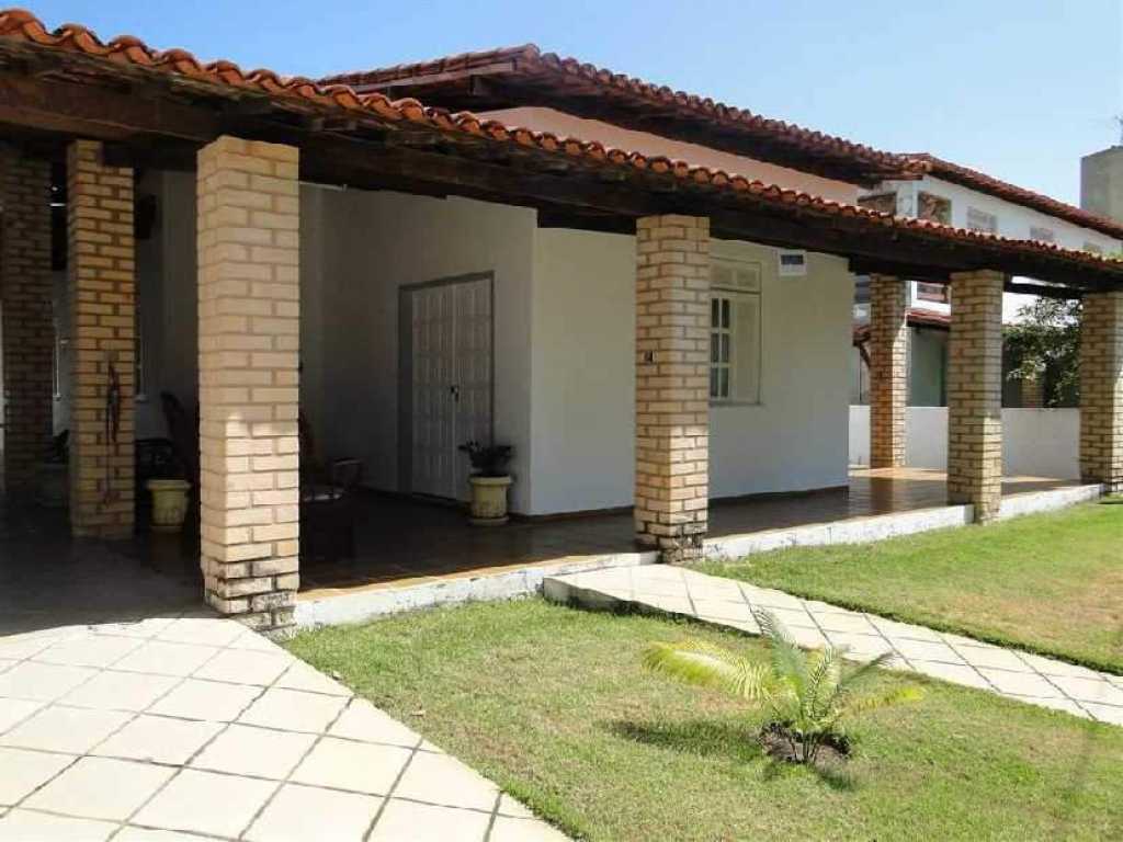 Guarajuba - Condominio Paraiso - Casa 3/4 com Churrasqueira