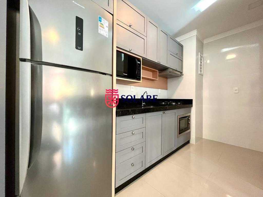 Lindo Apartamento com 2 dormitórios em Bombas. Ref.: B751