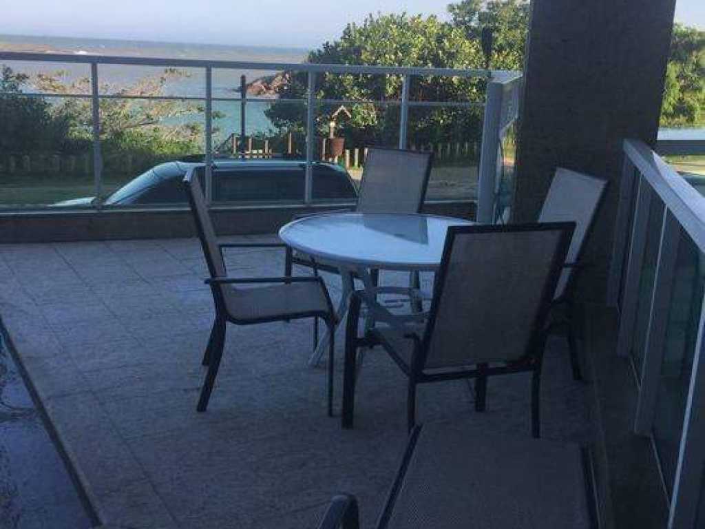 Lindo Apartamento para Alugar por Temporada em Guarapari