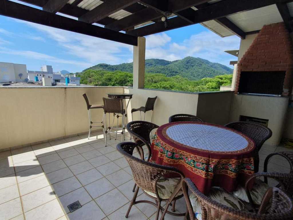 Ótima Cobertura (Duplex) em Ubatuba