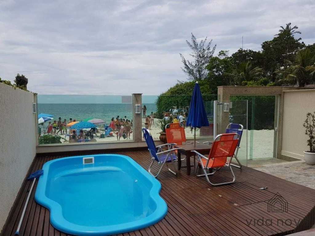 GEMINADO COM PISCINA FRENTE MAR