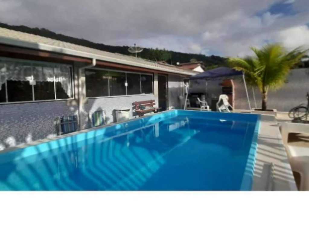 Casa c/ Piscina na praia da Mococa com Wifi