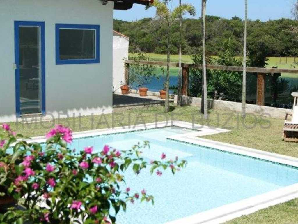 Casa de 5 suítes linda, sofisticada e de bom gosto – Centro, Búzios