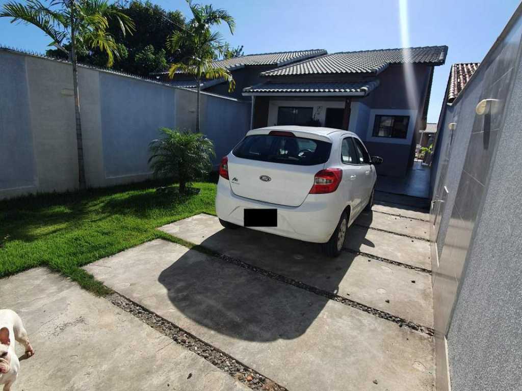 Casa tranquila na praia com piscina