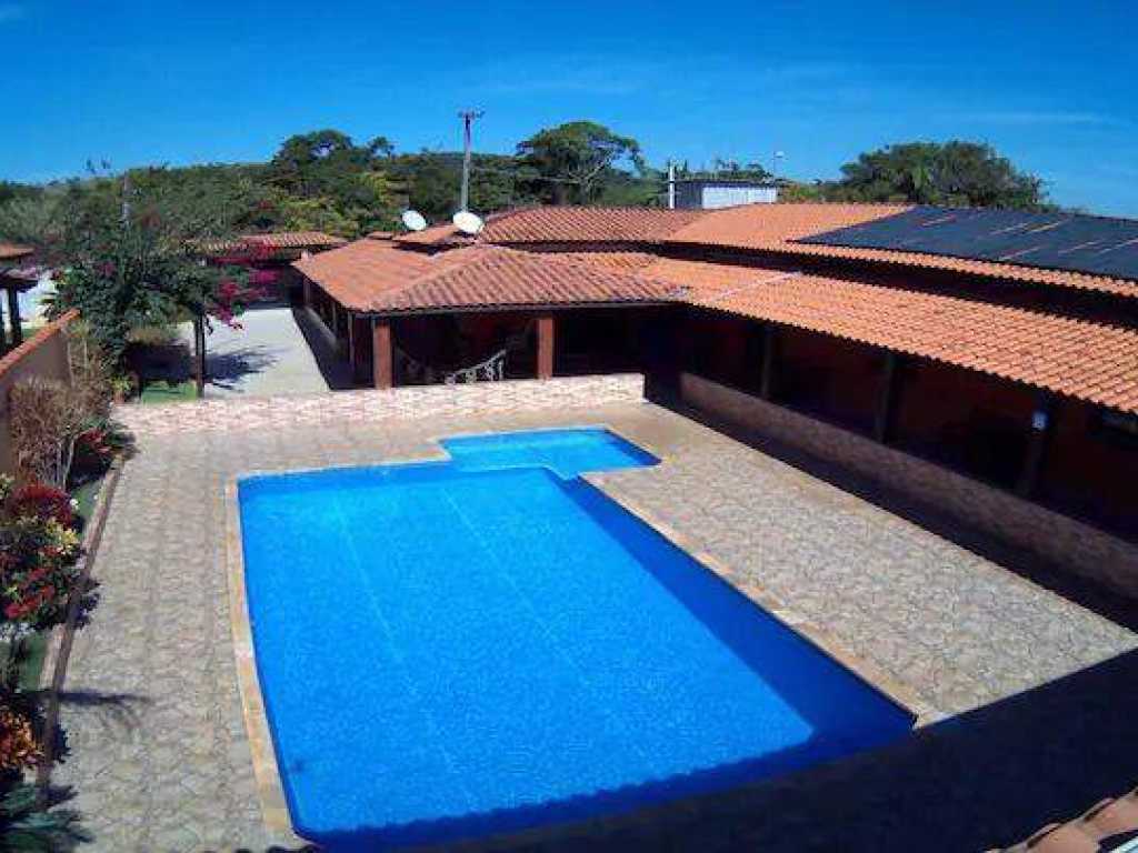 Chácara com Piscina, Churrasqueira, Fogão a Lenha, Quadra, Salão de Festas, Mesa de Bilhar, Karaokê e etc