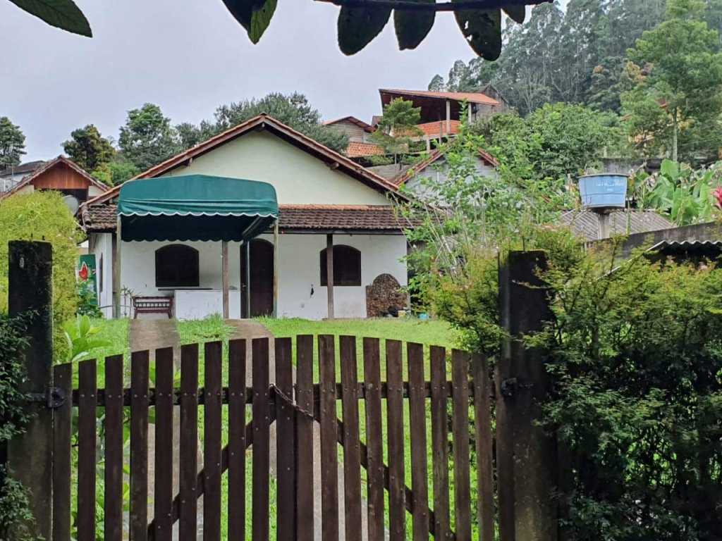 Casa aconchegante próximo a praça do lago