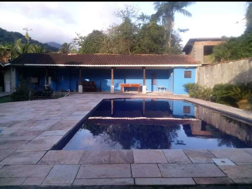 Alugo Casa para Natal e Reveillon com piscina grande