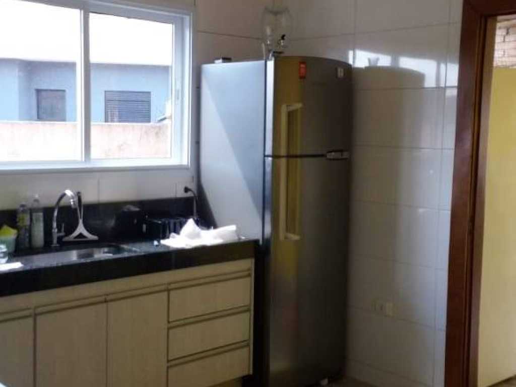 Casa em condominio fechado em meio a natureza em Atibaia