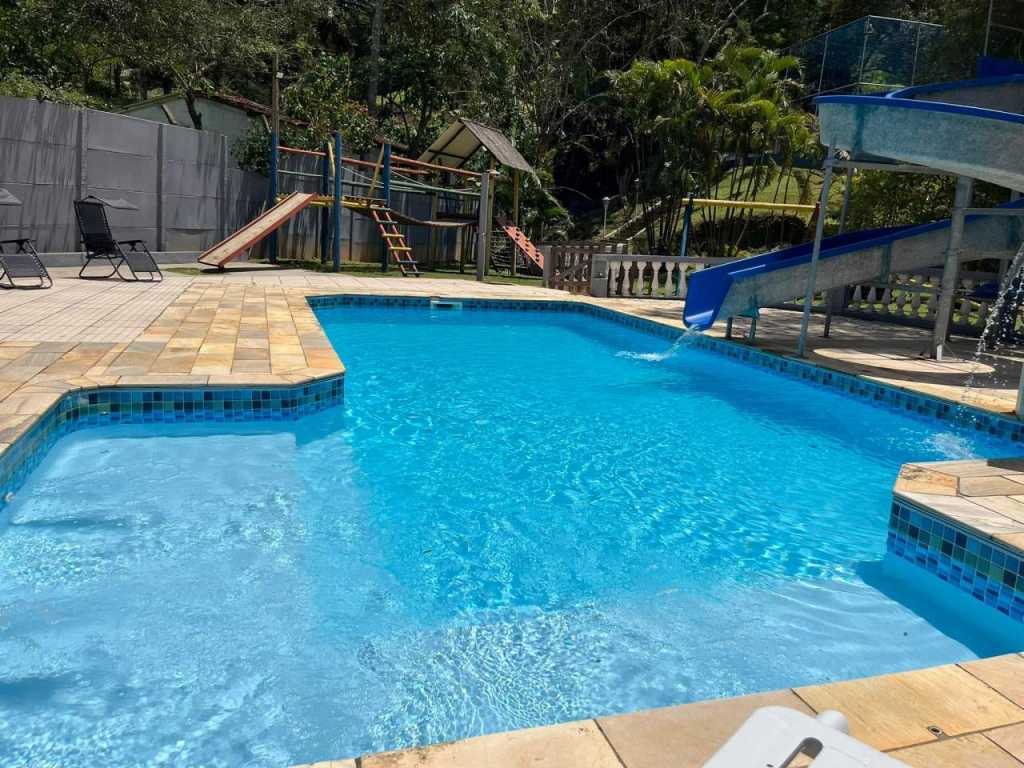 CHÁCARA PARA FESTAS E TEMPORADA ( PISCINA COM TOBOÁGUA) WI-FI