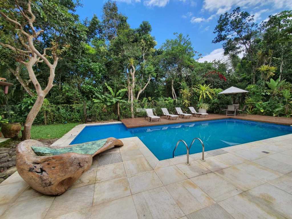 Casa de alto padrão, com piscina, na praia de Itamambuca, Ubatuba - Lii