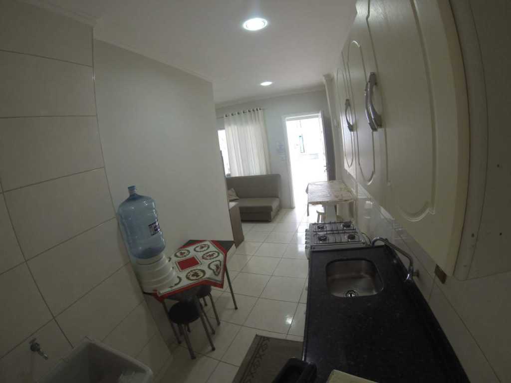 KITCHEN (1 SUITE) COD.14 IN THE CENTER FOR 3 PEOPLE - BALNEÁRIO CAMBORIÚ SC