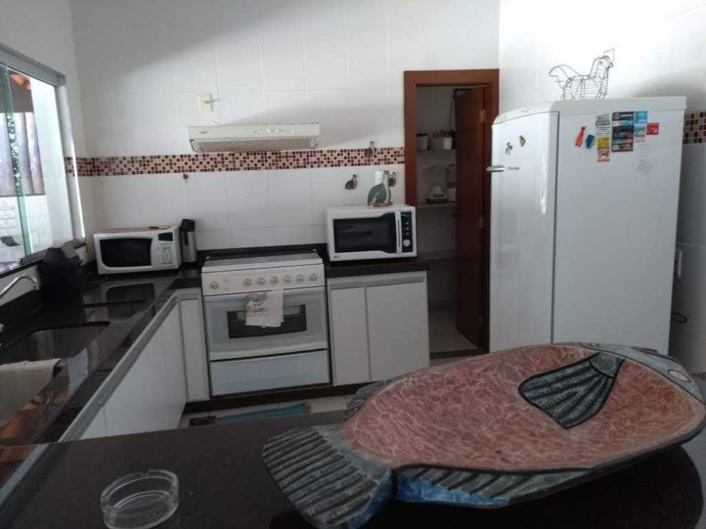 Linda casa para temporada em Escarpas do Lago!