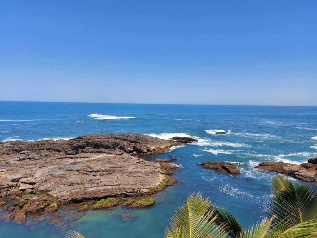 Alugo suíte em Ponta Negra