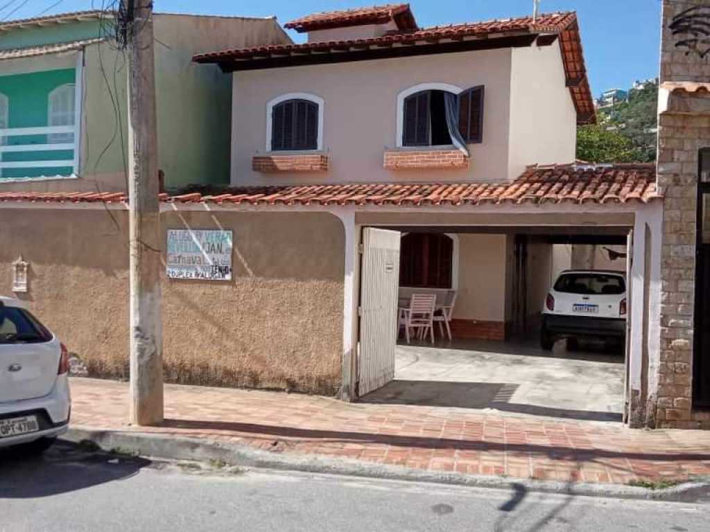 Casa com 3 dorms, Praia dos Anjos, Arraial do Cabo